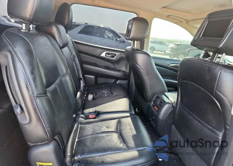 2015 Nissan Pathfinder S z USA, uszkodzony, nr VIN 5N1AR2MM7FC714441